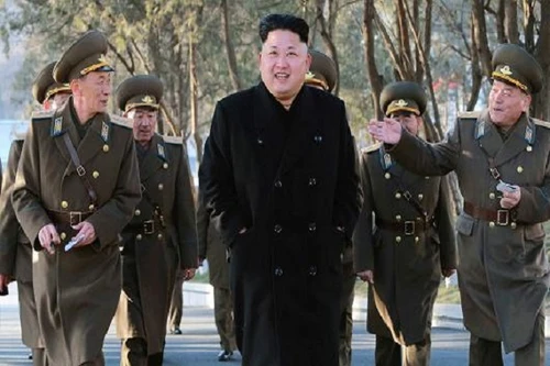 Lãnh đạo Triều Tiên thị sát diễn tập xe tăng bộ binh 