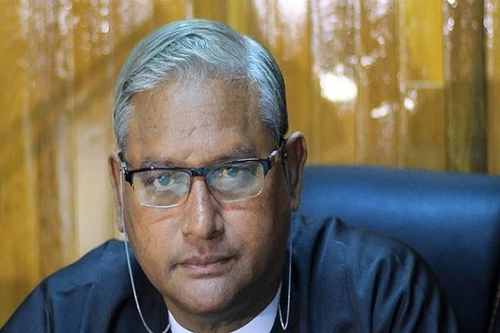 Một luật sư của đảng cầm quyền ở Myanmar bị bắn chết