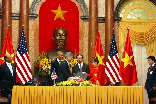 Viejet Air ký hợp đồng mua 100 tàu bay Boeing, trị giá 11,3 tỷ USD