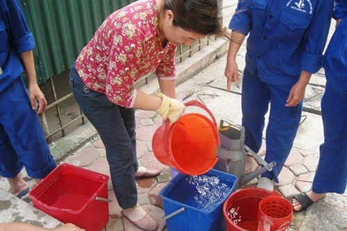 Căng thẳng nước sạch hè 2015