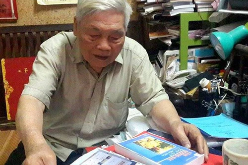 Người tìm giữ kho tư liệu vàng về Bác 