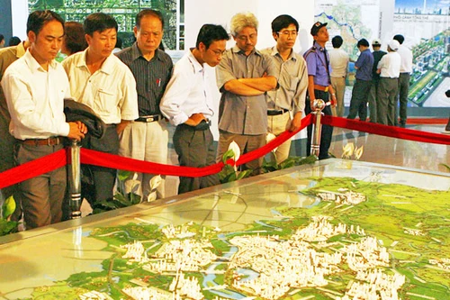 Chờ đợi những bước đột phá mới