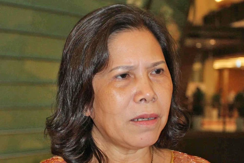 Không để gánh nặng phí vượt quá sức chịu đựng của người dân