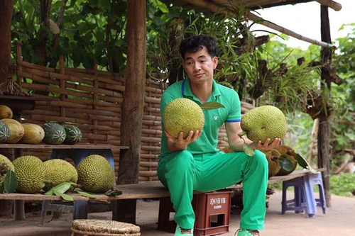 Bố và con trai: Không thể như hai... thằng bạn được!