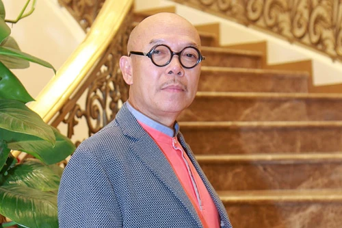 Họa sĩ Thành Chương chấm thi Hoa hậu