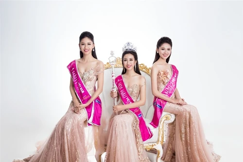  Ngắm nhan sắc kiêu kỳ của Top 3 Hoa hậu Việt Nam trong bộ ảnh dạ hội