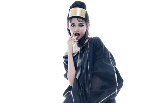 Quán quân "The Face" Phí Phương Anh "lột xác" trong bộ ảnh mới đầy cá tính 