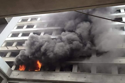 Hỏa hoạn tại công trình xây dựng Bệnh viện Nhiệt đới cơ sở 2 