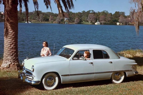 [ẢNH] Những mẫu ôtô cứu nhà sản xuất khỏi bị phá sản khi kinh tế suy thoái (Phần 1)