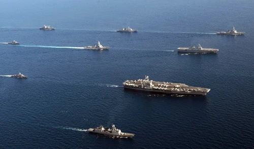 [ẢNH] Điều ít biết về sức mạnh của nhóm tác chiến tàu sân bay Mỹ