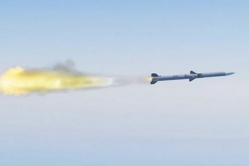 [ẢNH] "Sát thần" AIM-120C mà Thổ Nhĩ Kỳ dùng bắn hạ máy bay chiến đấu Syria