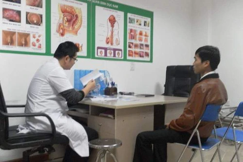 Nam giới làm nghề lái xe đường dài, mặc quần chật… làm tăng nguy cơ vô sinh