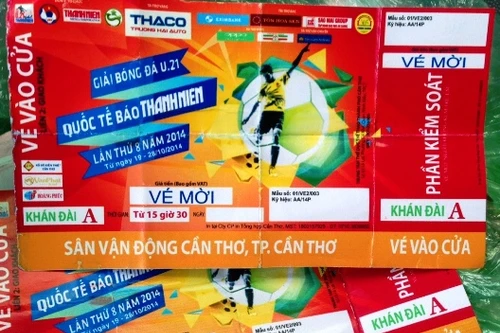 Khám phá đường dây làm vé giả của giải bóng đá U.21 quốc tế