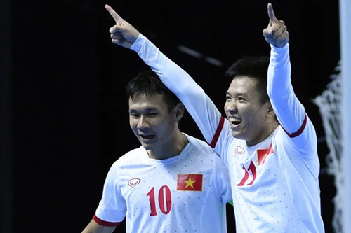 Thưởng "nóng" tuyển futsal Việt Nam 200 triệu đồng