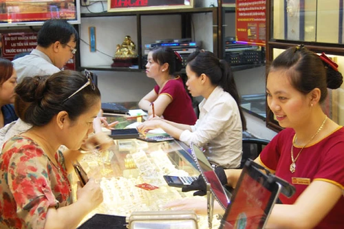 Giá vàng trong nước đột nhiên tăng vọt