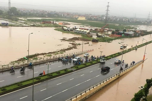 Mưa 280mm trong 5 giờ, Hà Nội kiểu gì cũng ngập trắng