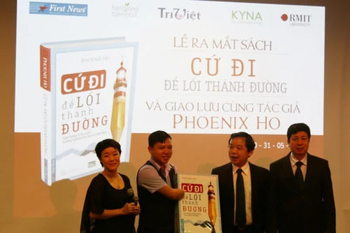 "Cứ đi - để lối thành đường"