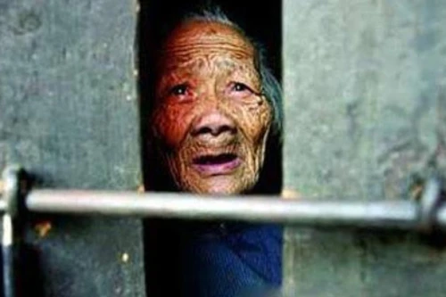 Nạn tự tử ở người già 