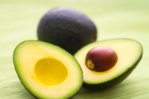 Chế độ ăn "thổi bay" mụn