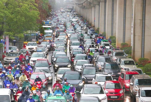 Giải pháp căn cơ giảm ùn tắc giao thông Hà Nội