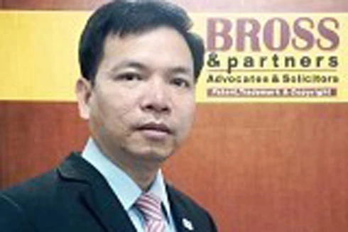 Lấy xe để trừ nợ có phạm pháp không?