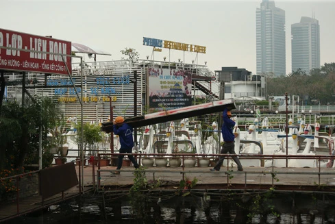 Quyết trả lại không gian thông thoáng cho hồ Tây