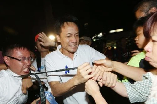 Hồng Kông lo ngại cho môi trường kinh doanh