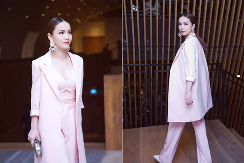 Yến Trang gợi cảm tham dự tuần lễ thời trang Việt Nam