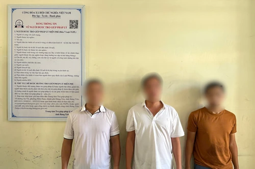 Bắt 3 đối tượng tổ chức đánh bạc dưới hình thức mua bán số lô, đề