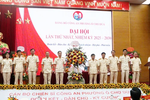Đoàn kết hoàn thành xuất sắc mọi nhiệm vụ, giữ bình yên cho nhân dân