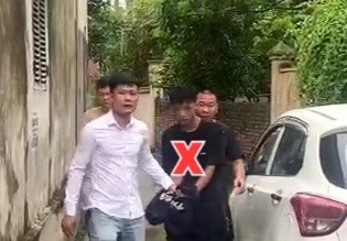 Bắt 3 đối tượng dàn dựng "kịch bản" cướp xe máy