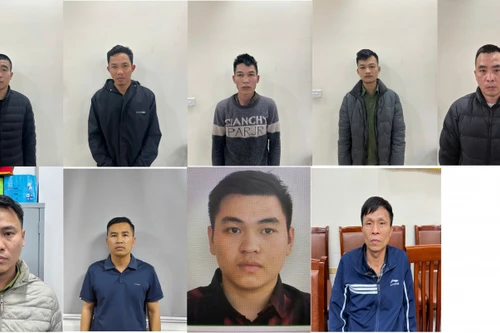 Bắt 11 đối tượng thông đồng tiêu thụ than trái phép