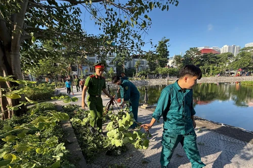 Phường Vĩnh Hưng ra quân bảo đảm trật tự đô thị, trật tự xây dựng và vệ sinh môi trường