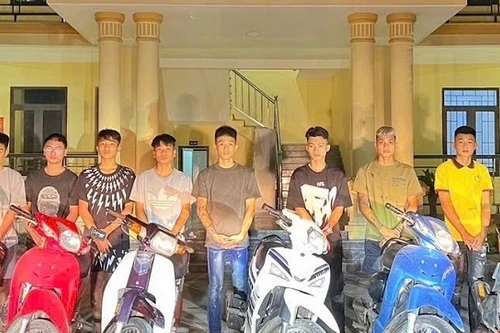 Truy xét nhóm thanh thiếu niên gây náo loạn đường phố để...'thể hiện bản thân'