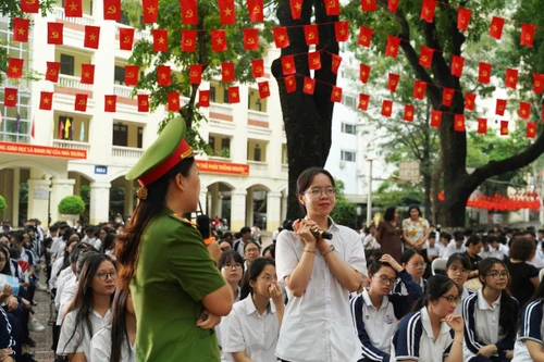 Xử lý nghiêm vi phạm, nâng ý thức tham gia giao thông của học sinh
