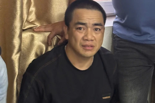 Gã đàn ông điều khiển xe máy không rõ chủ sở hữu gây án