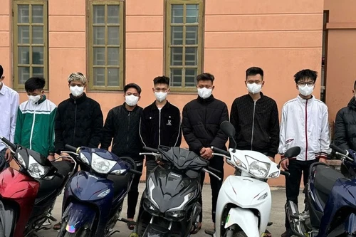 Hai nhóm ẩu đả khiến một nam thanh niên đứt lìa ngón tay