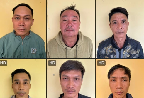 Công an Hải Phòng triệt phá sới bạc trong tiệm tạp hóa