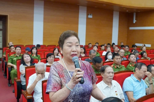 Gặp gỡ, lắng nghe ý kiến để phục vụ nhân dân được tốt nhất