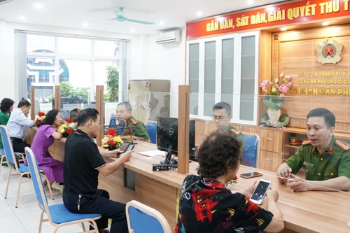 Tận tâm, chu đáo không để ngắt quãng nhiệm vụ phục vụ nhân dân 