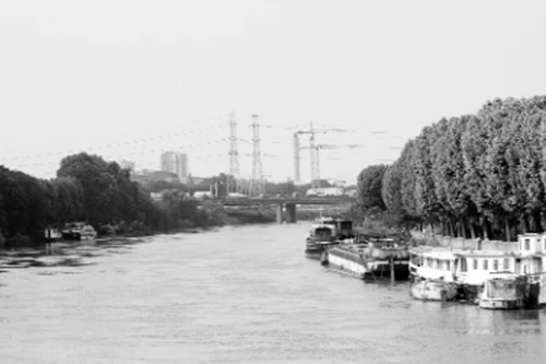 Nước lụt đã rút, Paris sẵn sàng 