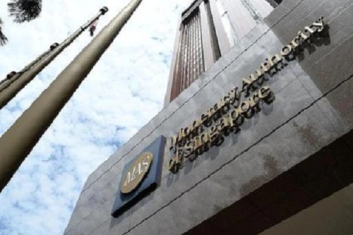 Singapore phạt 3 ngân hàng liên quan tới bê bối quỹ Malaysia