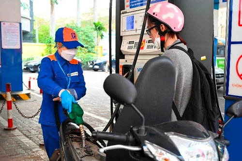 Chiều nay, 28-12: Giá xăng tăng, giảm chỉ từ 3 đồng/lít