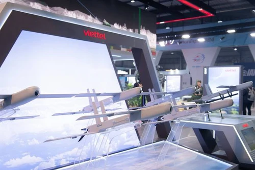 Viettel trình diễn nhiều công nghệ hiện đại tại Triển lãm Quốc phòng quốc tế Việt Nam 2024