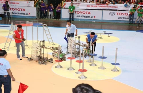 Robocon Viet Nam 2014: Nhiều chiến thắng tuyệt đối