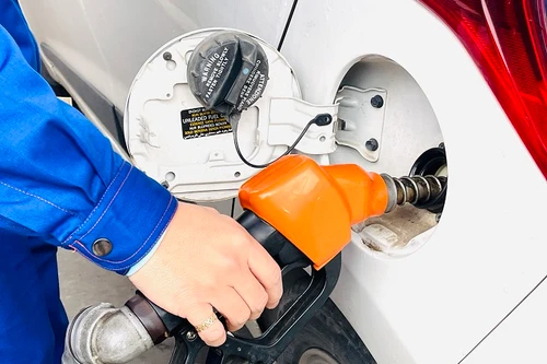 Kiến nghị cho phép thương nhân phân phối được mua bán xăng dầu với nhau