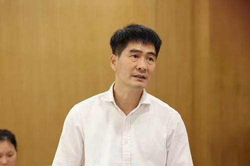 Còn trên 1,6 triệu người dùng sở hữu từ 4-9 SIM di động