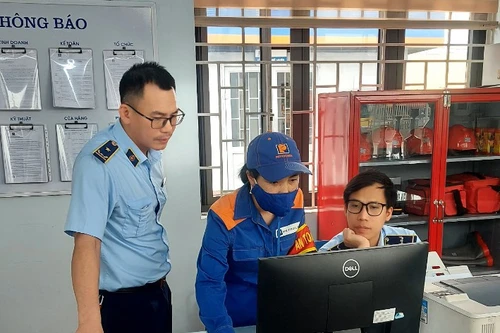 Xử phạt 14 doanh nghiệp xăng dầu vi phạm về hóa đơn