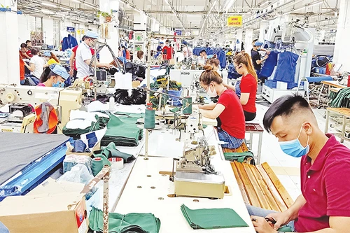 6 tháng đầu năm, doanh nghiệp phải đối mặt với những khó khăn gì?