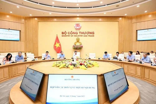 Bộ Công Thương cử 34 cán bộ lãnh đạo cấp Cục, Vụ đi địa phương
